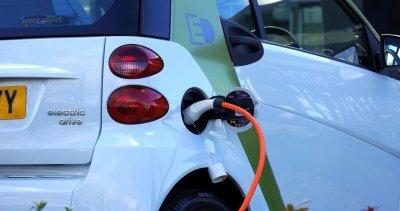 Volkswagen изтегля хиляди електромобили заради риск от пожар