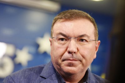 "Да" на повече генерични лекарства, зове проф. Костадин Ангелов 