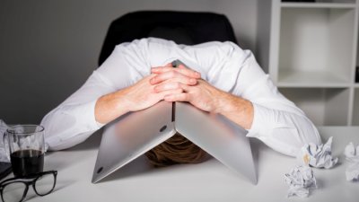 Над 12 млрд. работни дни се губят в света всяка година поради депресия и тревожност