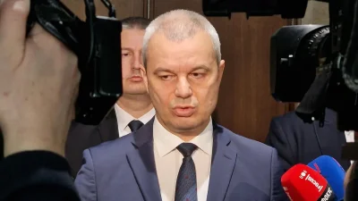 Костадинов: Нито един глас за Гюров!