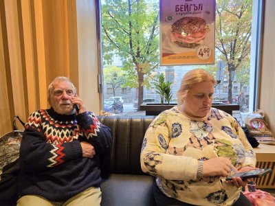 Пророкът на Тангра и Величка подкрепиха Йотова на балотажа