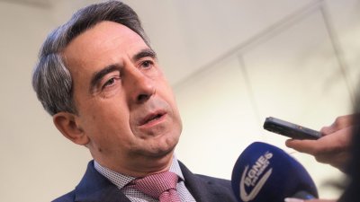 Плевнелиев за изборите: Много пропаганда, малко смисъл