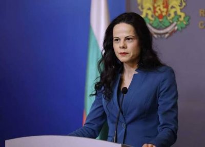 "Защита" към здравния министър: Кате, иди си, не ставаш за тази работа 
