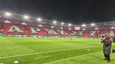 С грандиозно шоу и много емоции бе открит стадион "Българска армия"