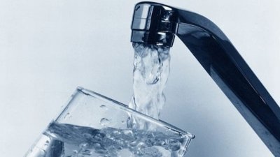 Забраняват къпането на децата в Козлодуй заради хром във водата