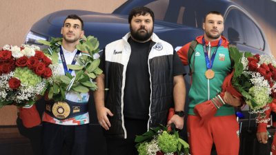 Шампионско посрещане за Новиков и Милов! 