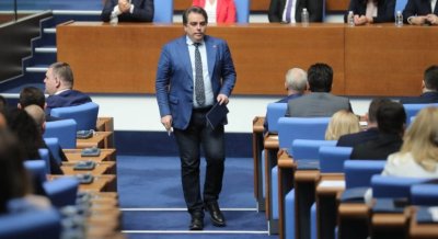 Асен Василев къса окончателно с ДБ след изборите