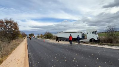 Кола се вряза в тир в насрещното край Горски извор, шофьор е загинал 