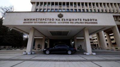 Външно изрази съболезнования за жертвите при тежката ЖП катастрофа в Испания