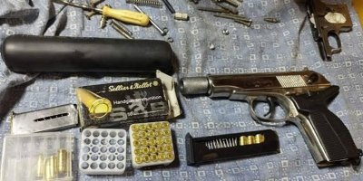 Разкриха въоръжен като за война врачанин