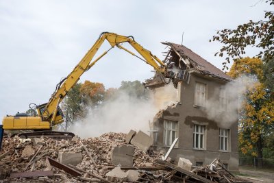 Забраняват шумните ремонти на открито през уикенда
