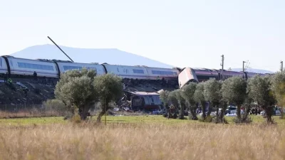 Испания е в тридневен траур заради жп катастрофата с 68 жертви 