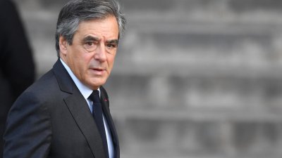 Започна процесът срещу бившия премиер на Франция Франсоа Фийон