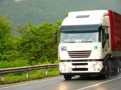 Верижна катастрофа с камион пътя на Разград - Исперих