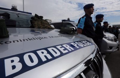 "Фронтекс" праща помощ за границите на България и Гърция
