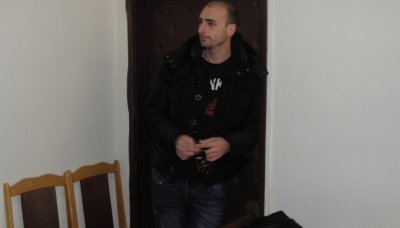 Честито! 10 години пандиз за Асен Бербатов