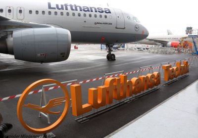 Петима щастливци ще видят как се ремонтира самолет в "Луфтханза"