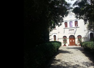 Великденско: Руши се най-старата църква в Ямбол