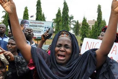 Ад в Нигерия: Отвлякоха двама слежители на "Шел" и убиха ескорта им