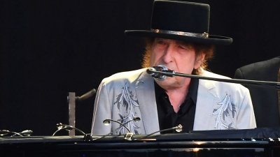 Боб Дилън пусна песен, посветена на Кенеди (ВИДЕО)