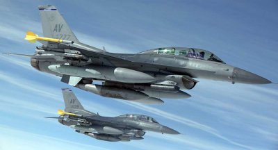Пентагонът обяви договора за 8-те български F-16