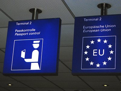 Франция: Срам, срам за Европа, спрете с тази клоунада