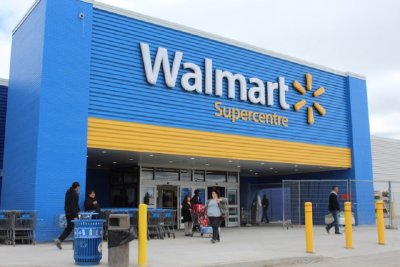 Забрана: Walmart, Costco и Target да продават само най-необходимото
