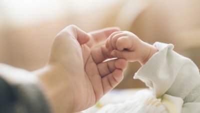 Най-младият пациент в Италия: Бебе на 2 месеца пребори коронавируса 