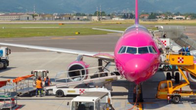 Wizz Air съкращава 1000 души