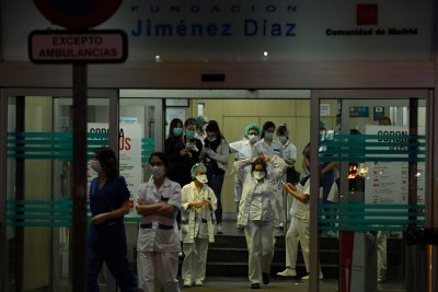 Испания раздава 10 млн. маски на връщащите се на работа