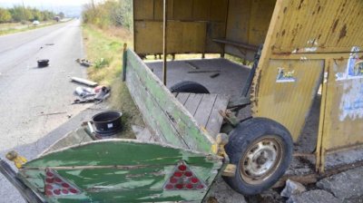 Каруца се обърна и размаза коларя