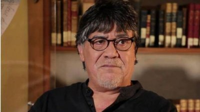 Коронавирусът уби световен писател