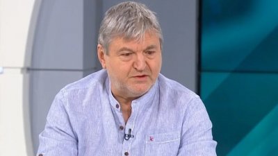 Петьо Блъсков изригна: Овчи орди малоумници пак се юрнаха на път