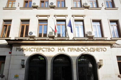 1000 досъдебни производства за неспазване на ограничителните мерки