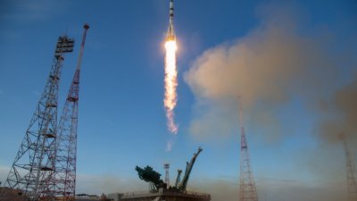“Прогрес МС-12” се скачи с МКС за рекордните 3 часа и 20 минути