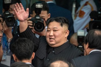 Беглец от режима се извини за слуха, че Ким Чен Ун е тежко болен