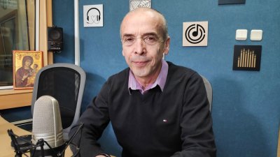 Доц. Мангъров: Не може да сме в метрото, а не на Витоша
