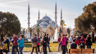 Намаляват значително приходите на Турция от туризъм