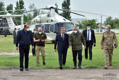 12000 души евакуирани след скъсване на язовирна стена в Узбекистан
