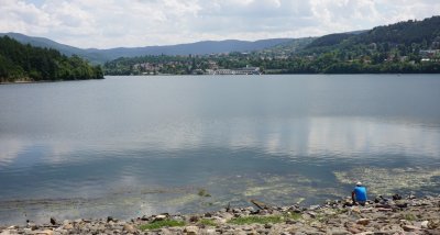 Чистят Панчаревското езеро за 180 бона