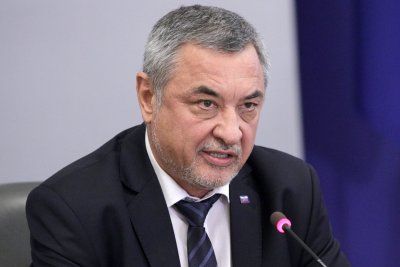 НФСБ предлага работниците да почиват за 210 лв.