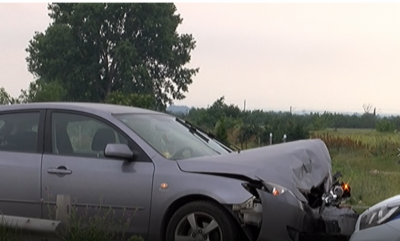 Хлапаци откраднаха опел и катастрофираха 