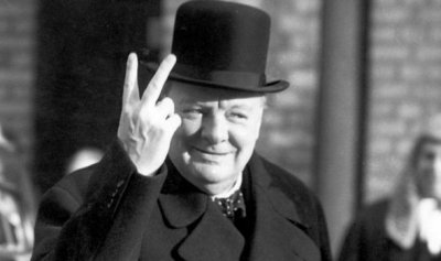Уинстън Чърчил след победата в Битката за Египет на 10.11.1942 г.