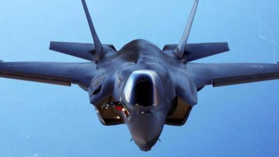 Изтребител Ф-35 се разби във Флорида