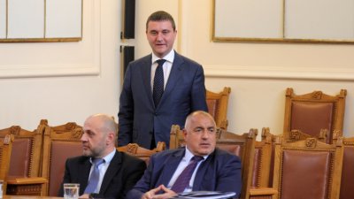 БСП: Горанов да не подаде оставка?