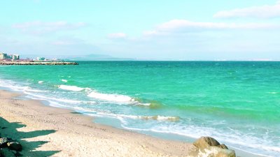 Черно море с перлени води, чакаме туристи