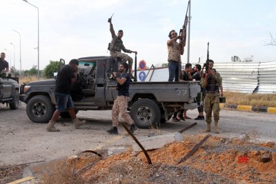Правителството на Либия си върна Триполи