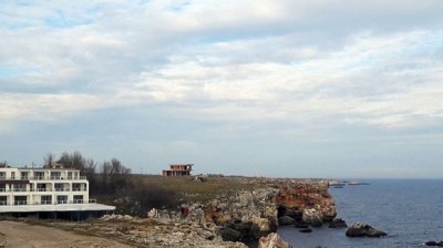Главният архитект на Шабла уреди сина си морски палат на брега