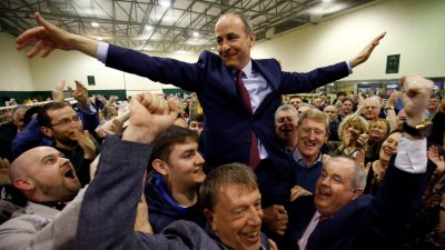 В Ирландия договориха трипартийна коалиция