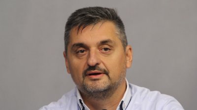 Кирил Добрев: Оставката на кабинета е неизбежна 